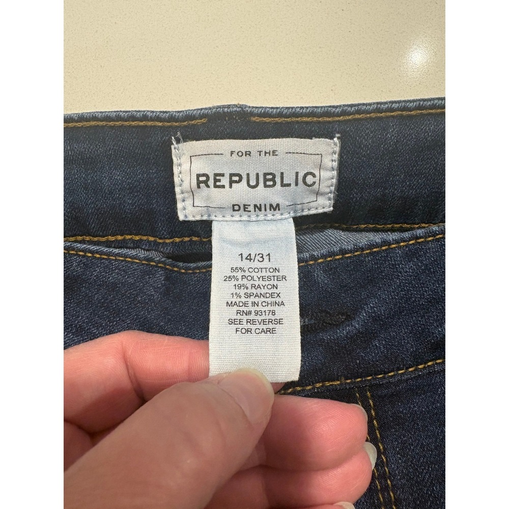 For The Republic Womens Size 14 Dark Wash Frayed Hem Skinny Jeans Side Slit - Picture 3 of 9
